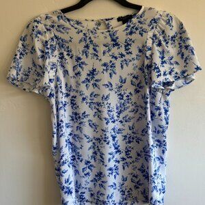 Ann Taylor Blue Floral Ruffle Sleeve Blouse XXSP | White & Blue Print Top